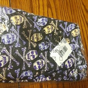 BNWT lularoe Halloween Leggings Skull & Crossbones